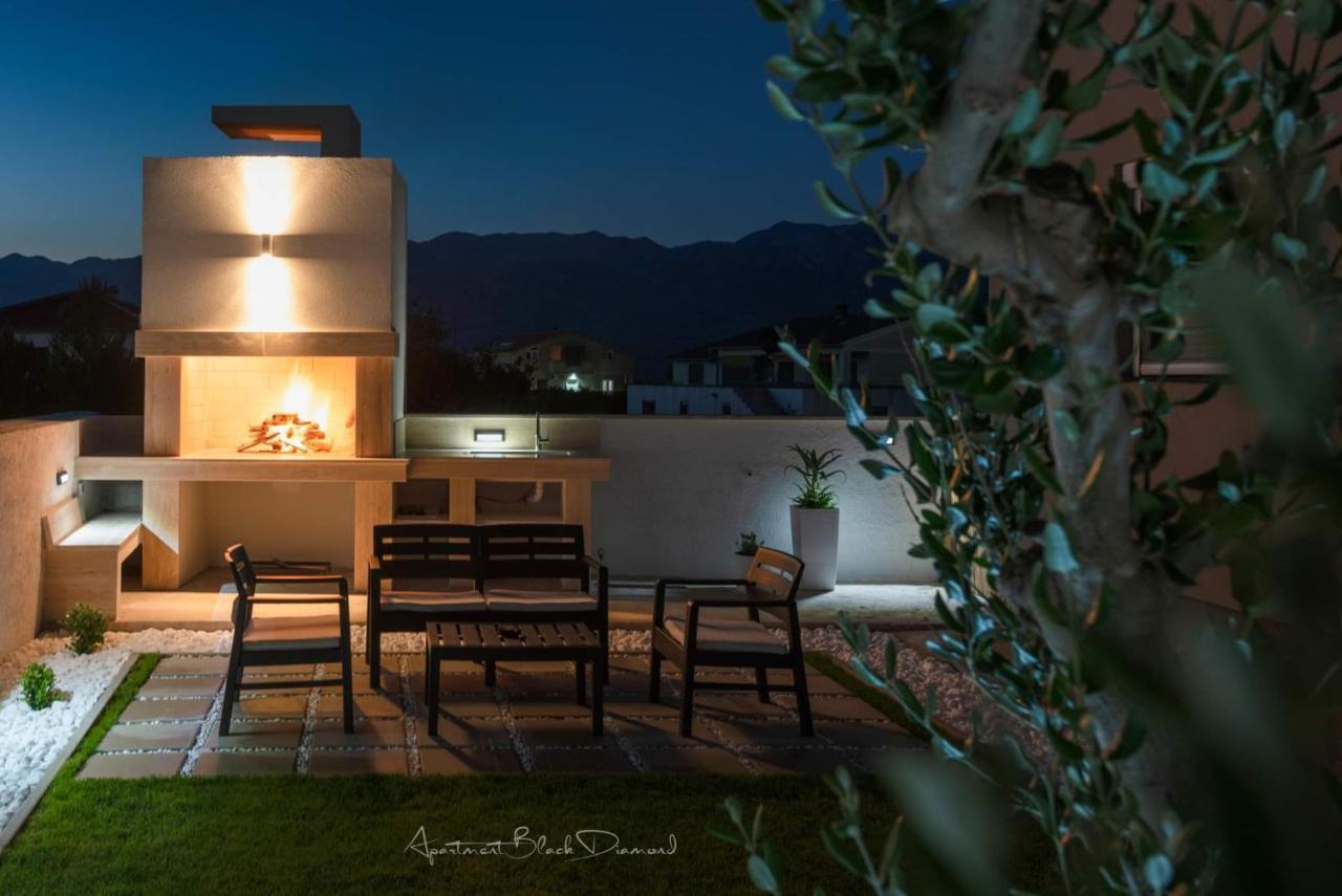 Apartment Black Diamond ราชานาส ภายนอก รูปภาพ