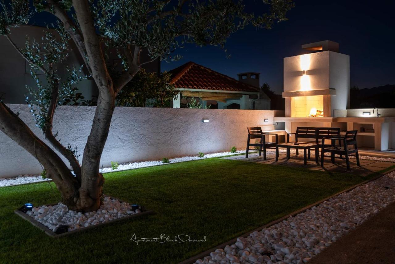Apartment Black Diamond ราชานาส ภายนอก รูปภาพ