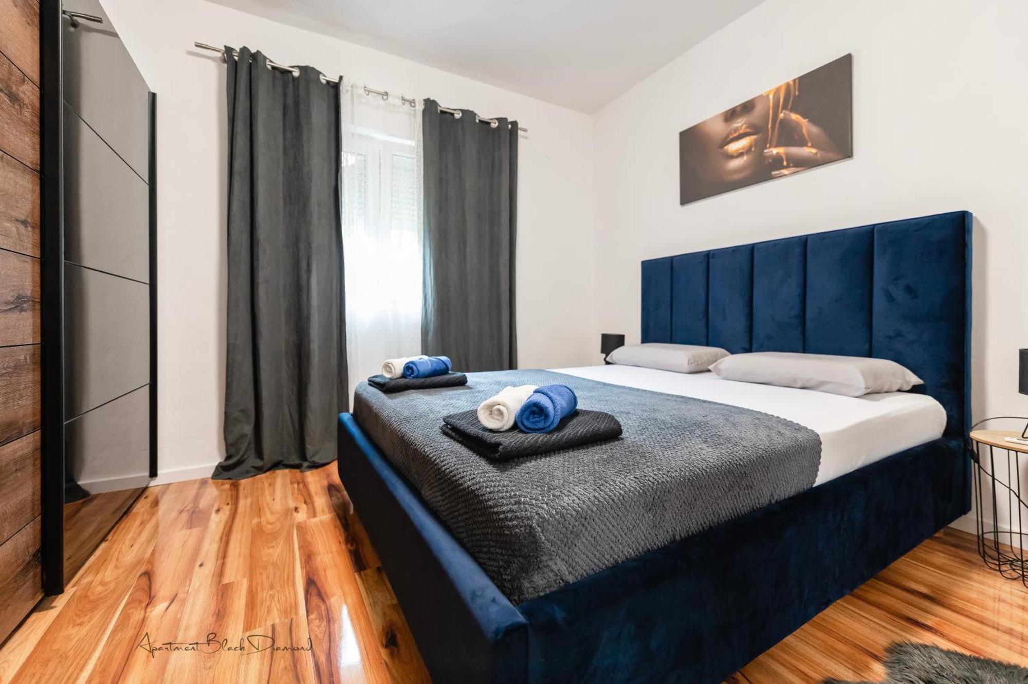 Apartment Black Diamond ราชานาส ภายนอก รูปภาพ