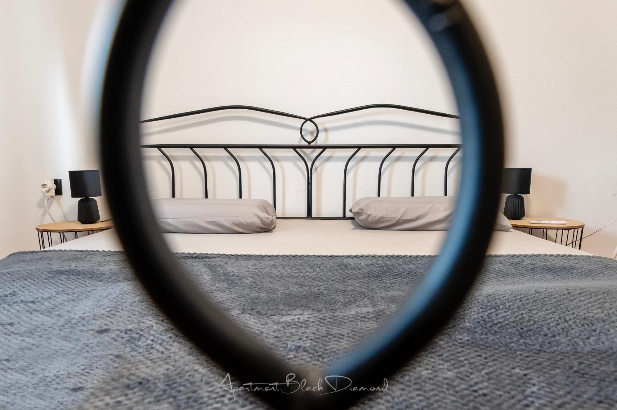 Apartment Black Diamond ราชานาส ภายนอก รูปภาพ